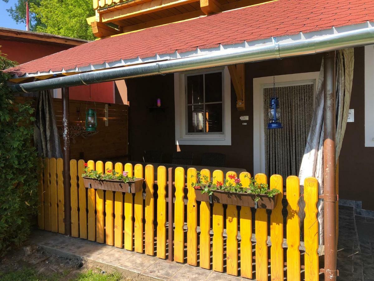 Hero 4 Sterne Ferienhaus Baja Dış mekan fotoğraf
